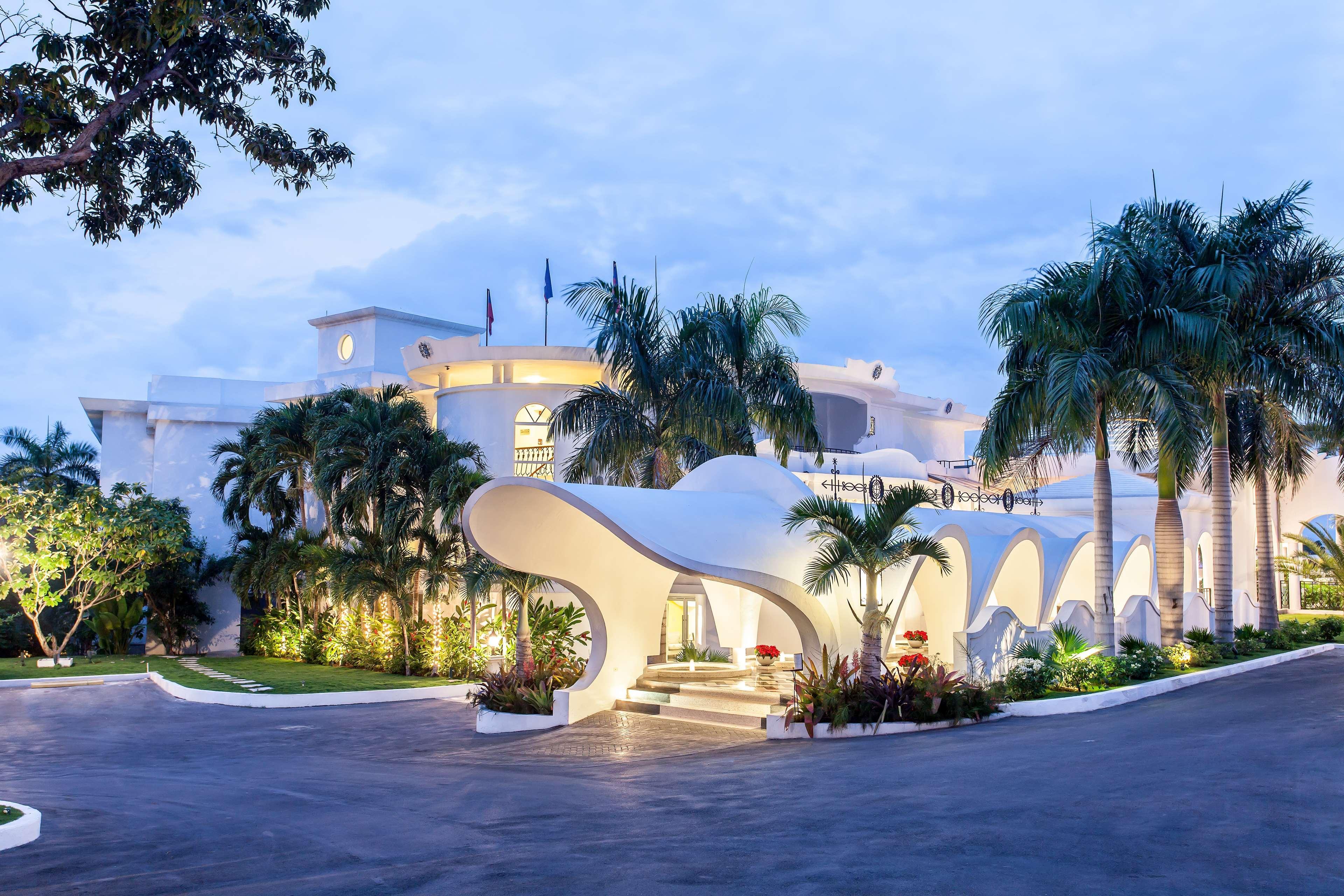 Nh Haiti El Rancho Hotel Port-au-Prince Exterior photo