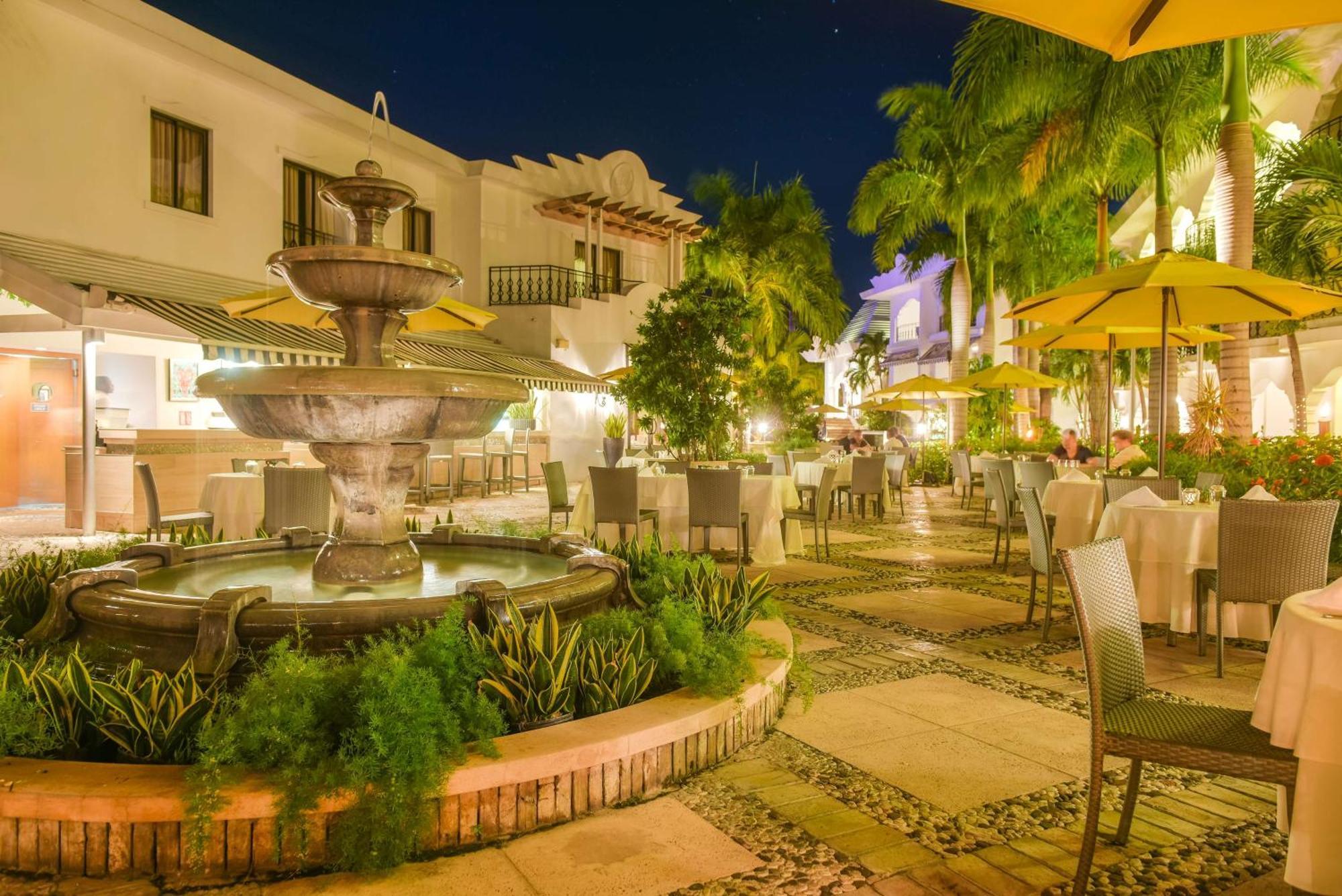 Nh Haiti El Rancho Hotel Port-au-Prince Exterior photo